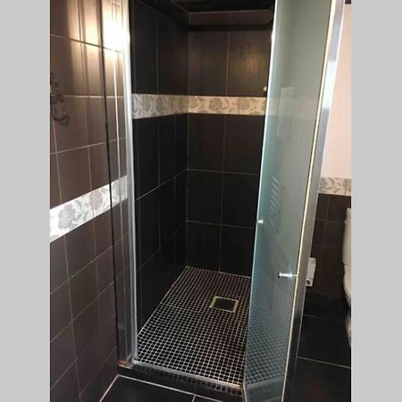 Bel Appartement En Rez De Jardin, 10Min Centre Et 300M Quais De Seine Wifi Rouen Kültér fotó